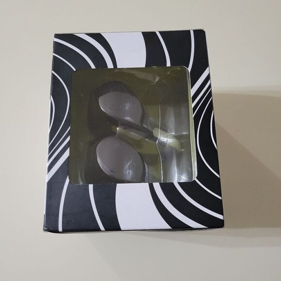 Protocol LED Shoe Heel Clips Jogging Flashing Night Cycling Safety - Picture 3 of 11